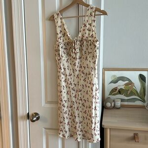 NWT Ciao Lucia Caro Dress in Jardin